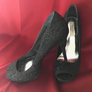 Women’s shoes